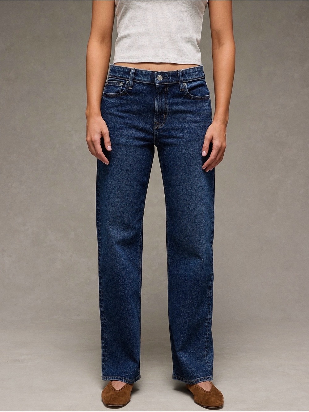 AE High-Waisted
Stovepipe Jean